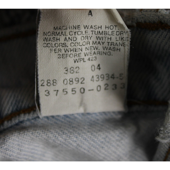 Levis Shorts Womens Juniors 7 Blue Demin Mid Rise 90s Vintage Aztec Trim - Picture 9 of 9